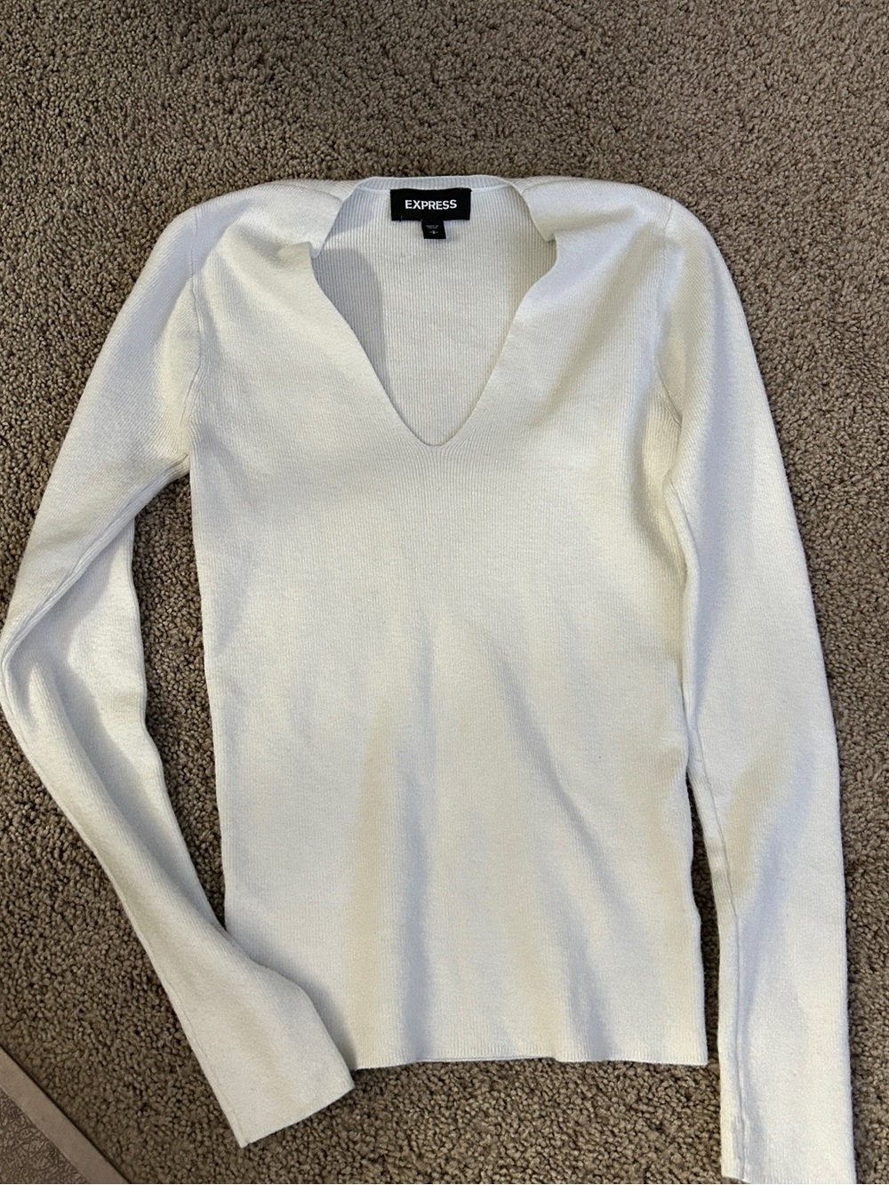 Express cream stretch knit vneck top